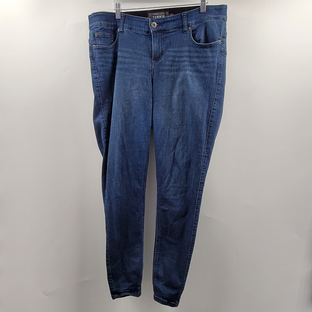Torrid Bombshell Skinny Jeans Dark Wash Blue
